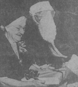 Lula-Coldren-with-Santa (1)